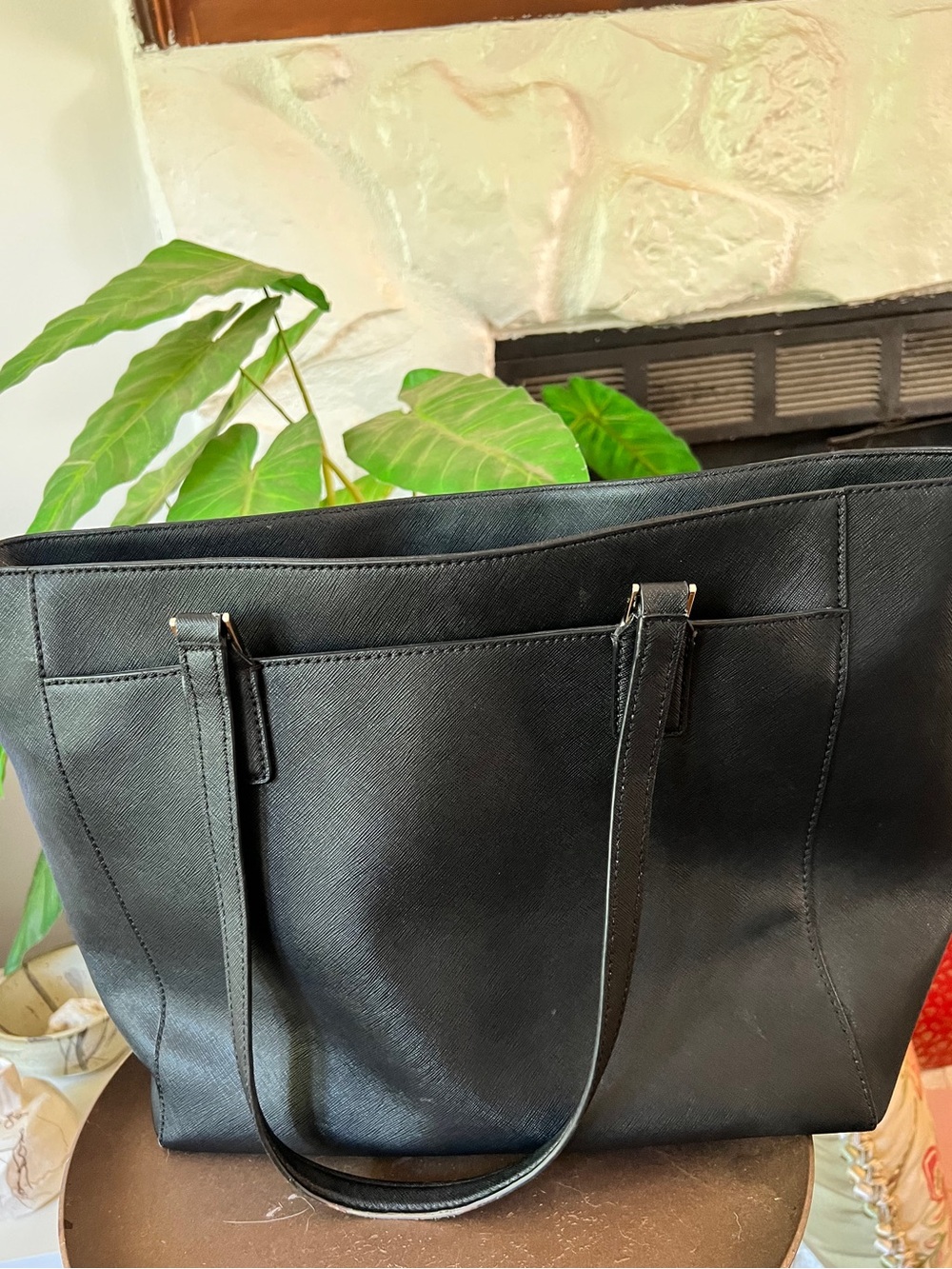 Kate Spade Black Saffiano Leather Tote Bag - Picture 2 of 10